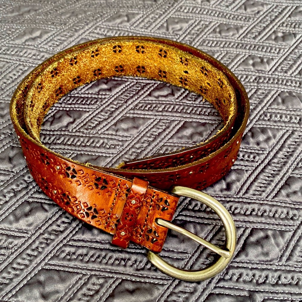 fossil brown leather belt M